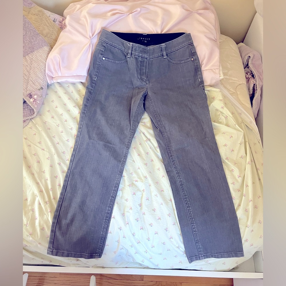 Theory gray ankle cut jeans